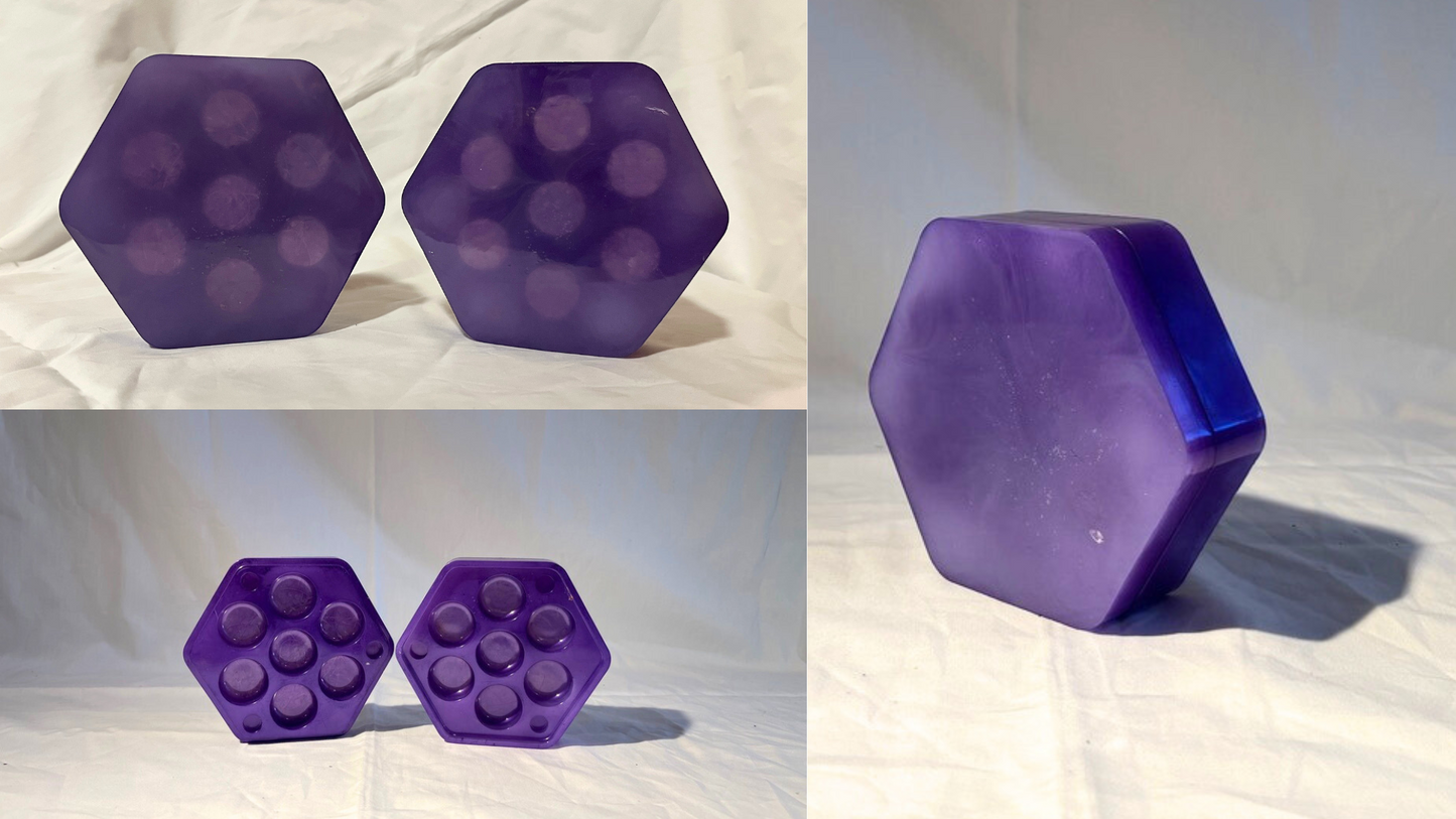 Hex dice box