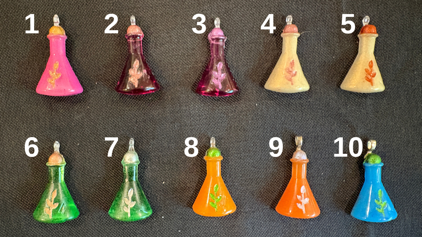 Potion Pendant - Flask Style
