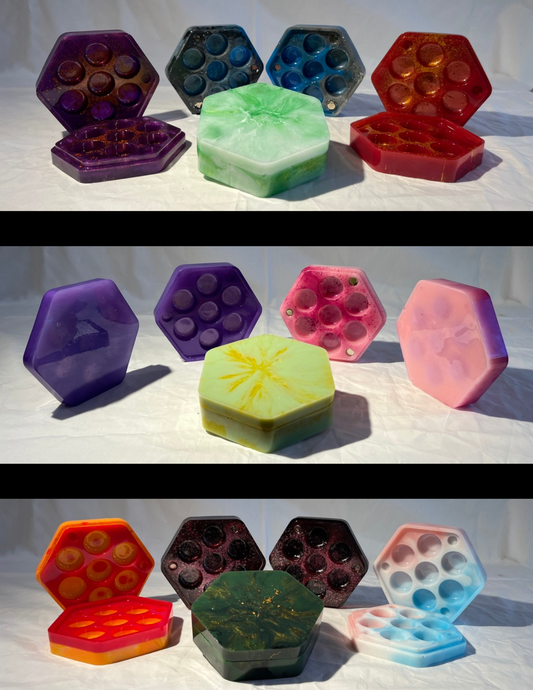 Hex dice box